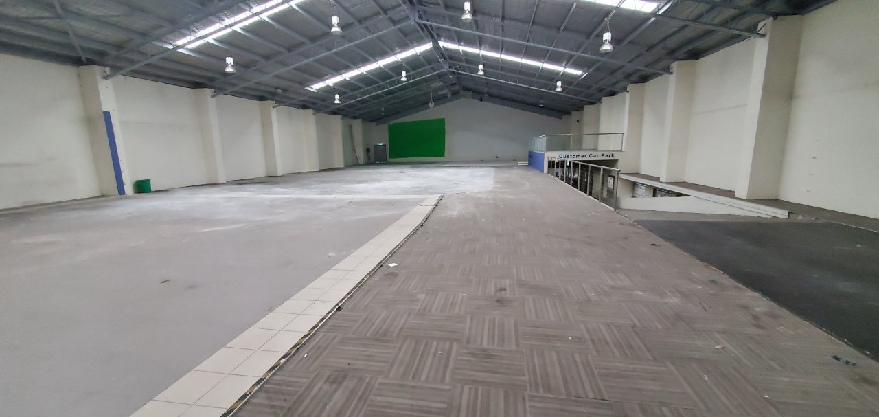 Warehouse main hall before transformation